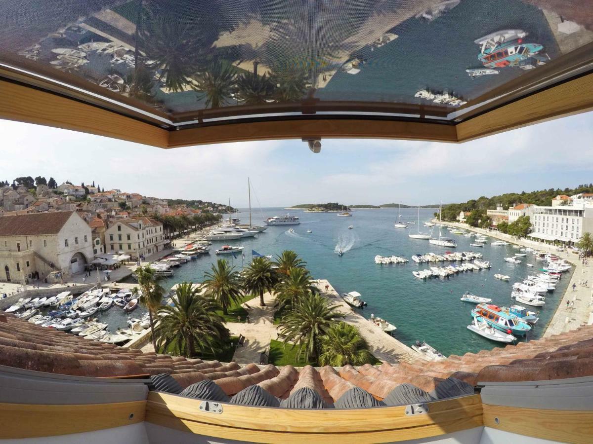 Hvar Attic Modern Design - Town Center With A Great View Hvar Town Esterno foto