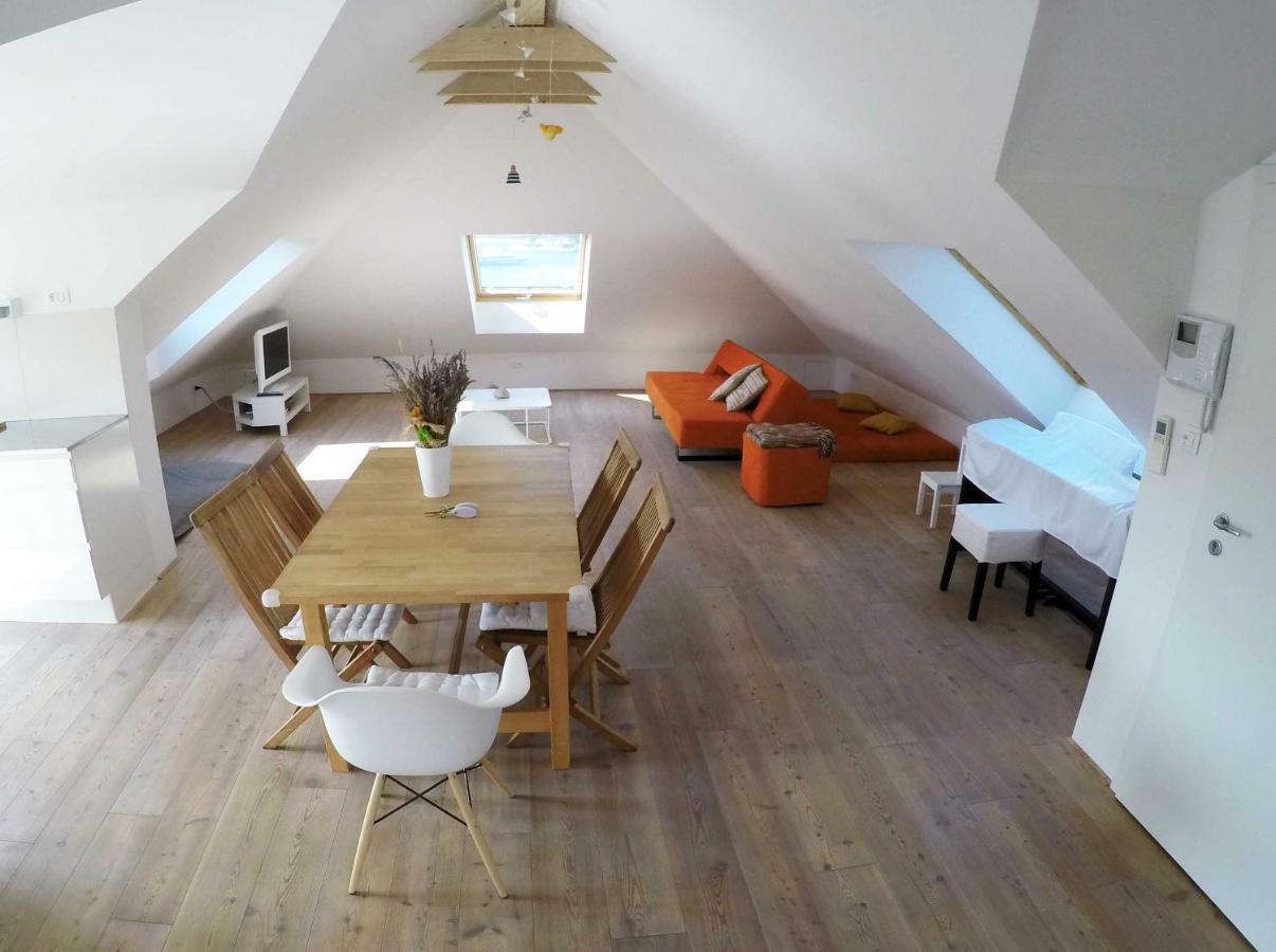 Hvar Attic Modern Design - Town Center With A Great View Hvar Town Esterno foto