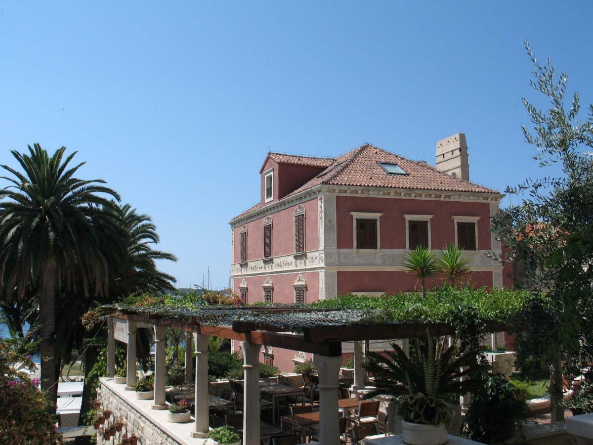 Hvar Attic Modern Design - Town Center With A Great View Hvar Town Esterno foto